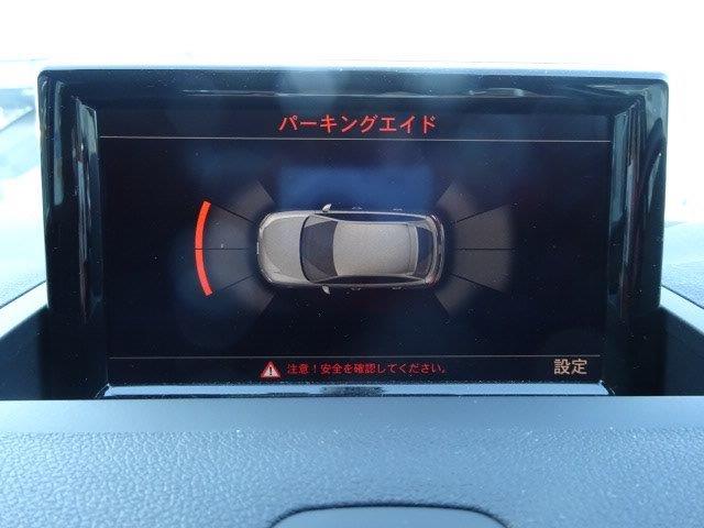 Audi A1 sportback パーキングシステム